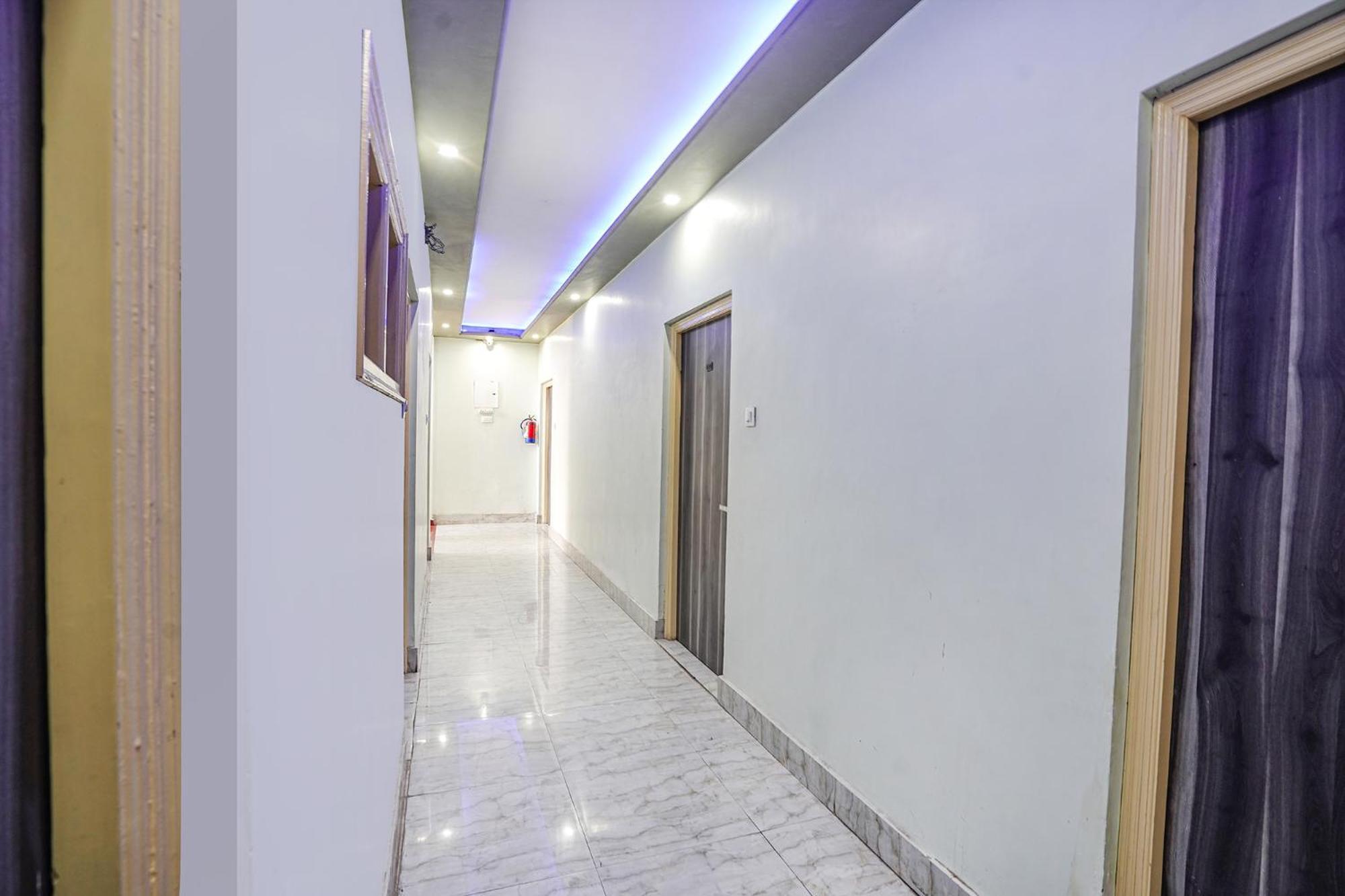 Fabhotel Deepak Palace Hotel 3*