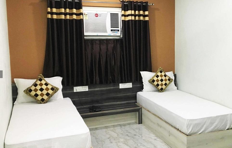 Fabhotel Deepak Palace
